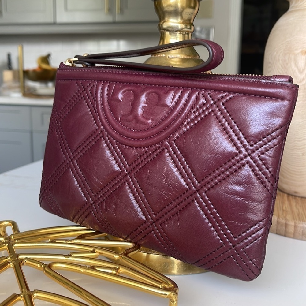 Tory Burch Fleming soft wrestle - Picture 2 of 7